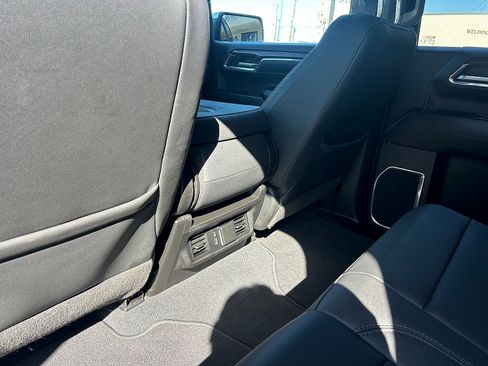 Used 2024 GMC Sierra 1500 SLT AWD/4WD image 22