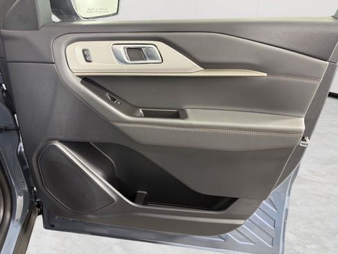 New 2026 Ford Explorer Active w/ Active Comfort Package AWD/4WD image 28
