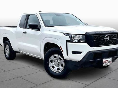 Certified 2023 Nissan Frontier S image 2