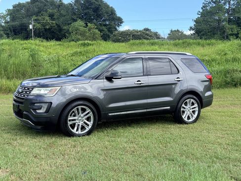 Used 2016 Ford Explorer Limited w/ Equipment Group 301A FWD image 1