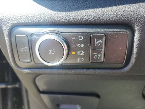 Used 2024 Ford Explorer XLT w/ Equipment Group 202A AWD/4WD image 23