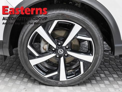 Used 2022 Nissan Rogue Sport SL w/ Premium Package AWD/4WD image 31