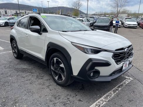 Used 2025 Subaru Crosstrek 2.5i Limited AWD/4WD image 6