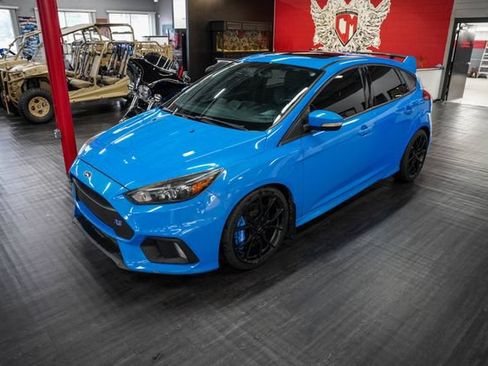 Used 2017 Ford Focus RS AWD/4WD image 2
