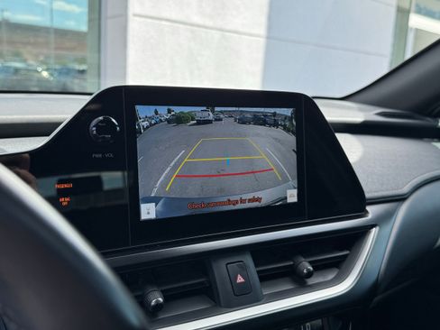 Used 2024 Lexus UX 250h F Sport FWD image 24