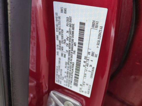 Used 2019 Ford Escape Titanium w/ U9j03 - Titanium Tow Package image 39