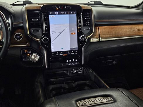 Used 2022 RAM 1500 Limited AWD/4WD image 9
