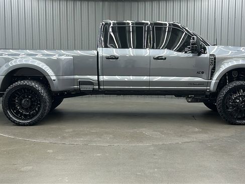 Used 2026 Ford F450 Platinum w/ Platinum Plus Package image 6