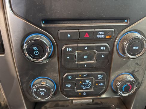 Used 2013 Ford F150 FX4 w/ Mid Equipment Group image 17