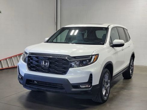 Certified 2023 Honda Passport EX-L image 2