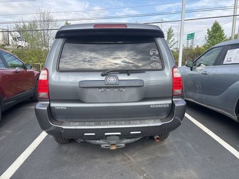 Used 2007 Toyota 4Runner SR5 image 12