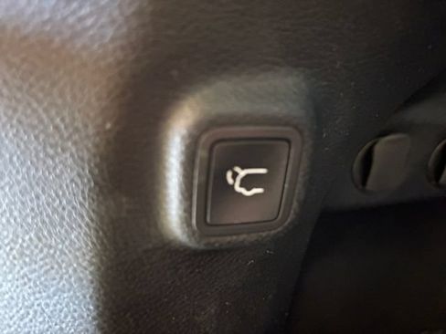 Used 2021 Jeep Cherokee Limited AWD/4WD image 27