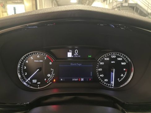 Used 2023 Cadillac XT6 Premium Luxury image 22