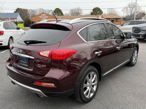 Used 2017 INFINITI QX50 AWD w/ Premium Plus Package image 16
