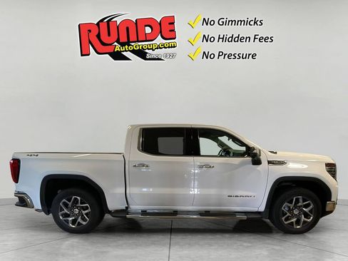 Certified 2023 GMC Sierra 1500 SLT w/ SLT Premium Package AWD/4WD image 7