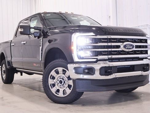 New 2026 Ford F350 King Ranch w/ Chrome Package image 37