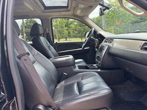 Used 2009 Chevrolet Tahoe LT AWD/4WD image 10