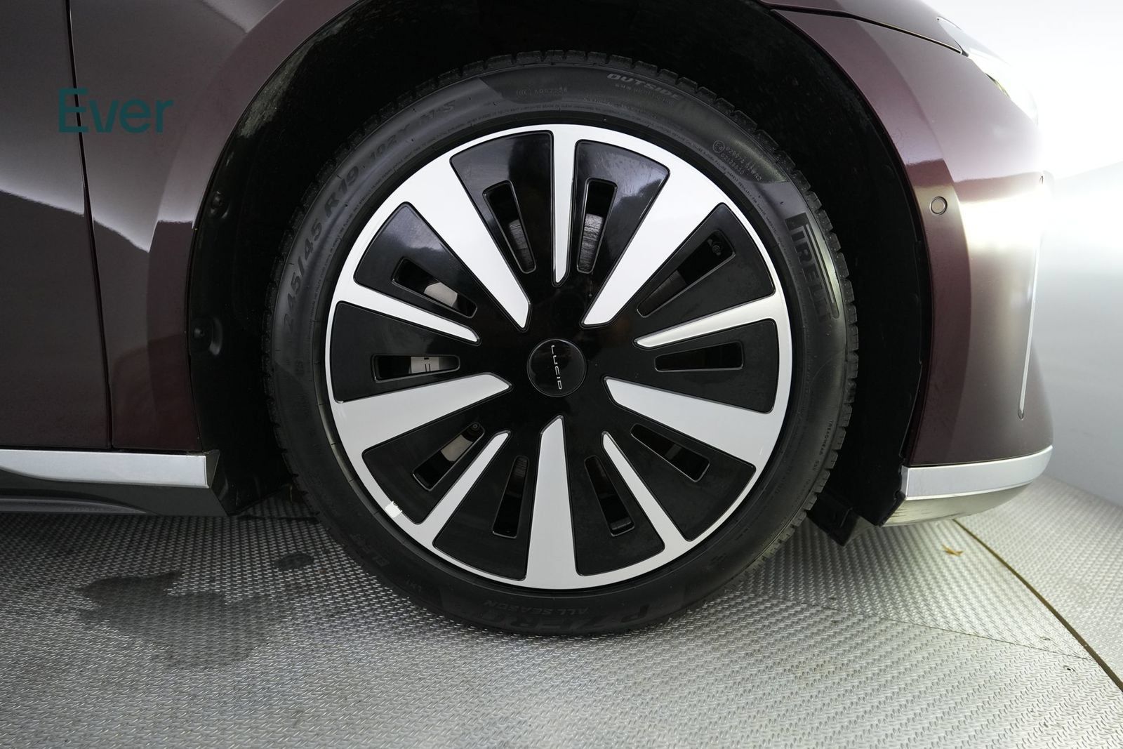 Used 2023 Lucid Air Touring AWD/4WD image 21
