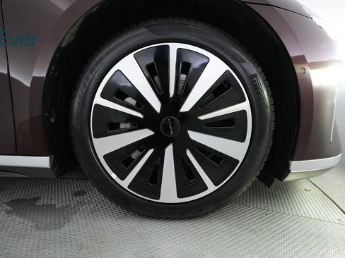 Used 2023 Lucid Air Touring AWD/4WD image 21