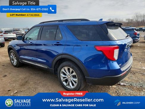 Used 2020 Ford Explorer XLT w/ Equipment Group 202A image 3