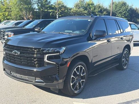 Used 2024 Chevrolet Tahoe RST AWD/4WD image 3