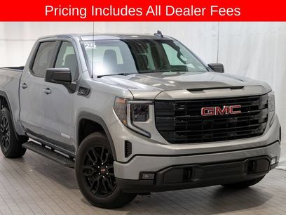 Used 2025 GMC Sierra 1500 Elevation