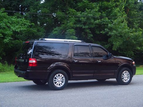 Used 2013 Ford Expedition EL Limited AWD/4WD image 4