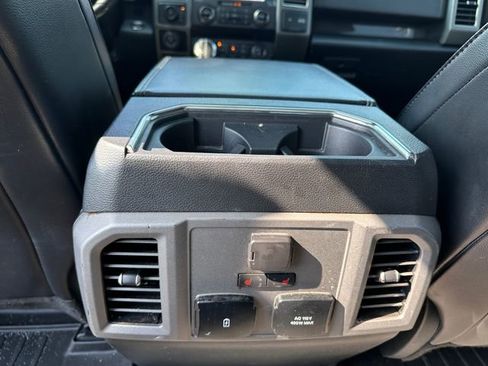 Used 2019 Ford F150 Raptor w/ Equipment Group 802A Luxury image 17