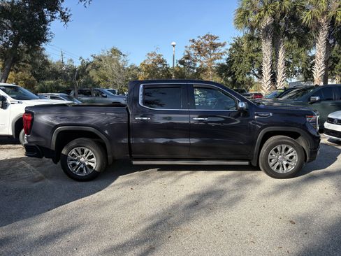 Used 2022 GMC Sierra 1500 Denali image 8