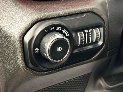 Used 2021 Jeep Wrangler Unlimited Rubicon w/ Dual Top Group AWD/4WD image 10