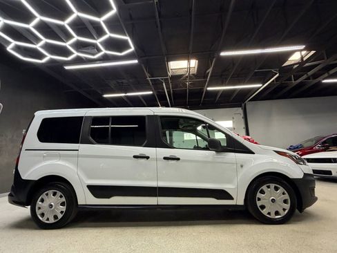 Used 2022 Ford Transit Connect XL image 6