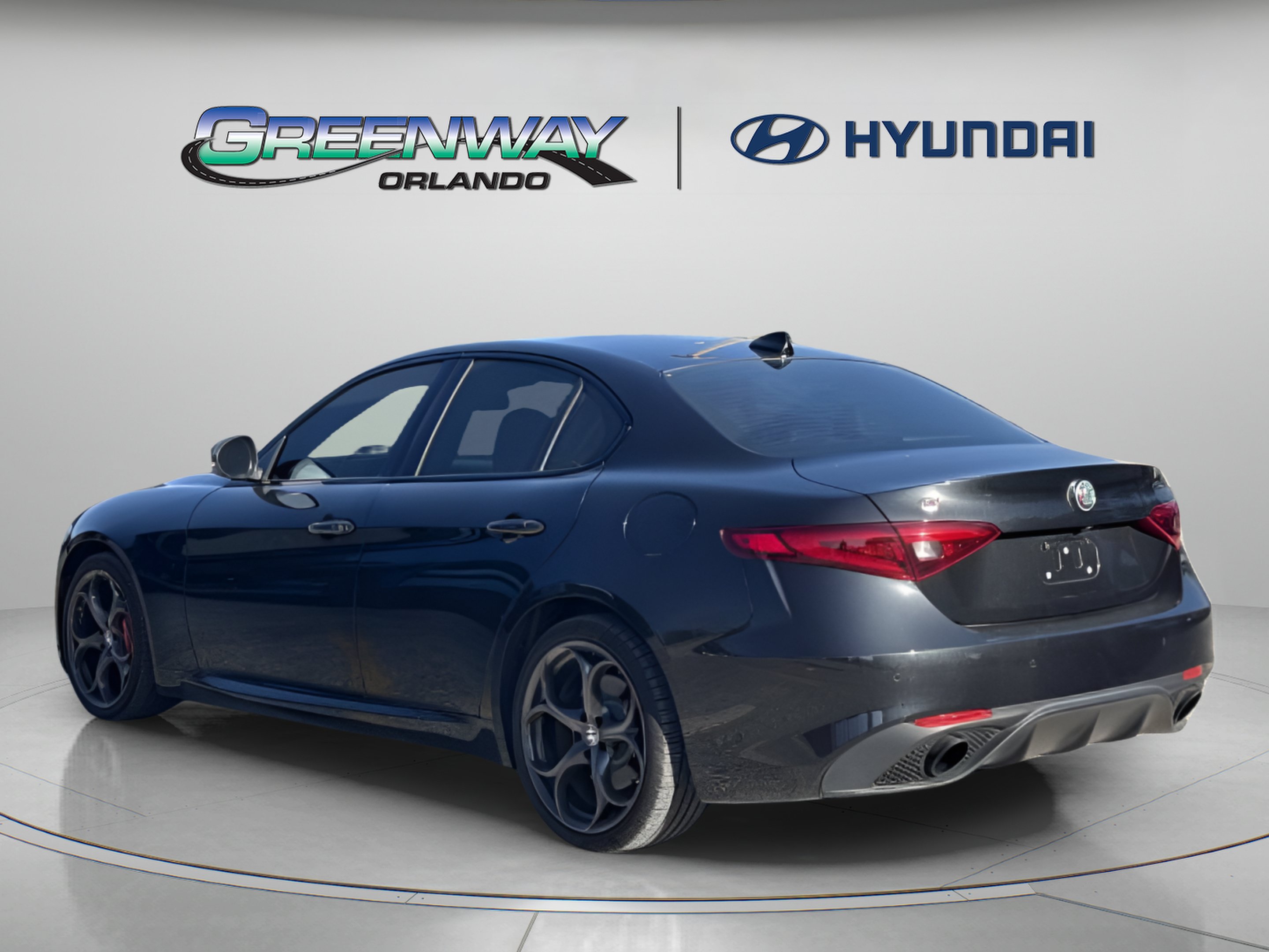 Used 2021 Alfa Romeo Giulia Ti Sport AWD/4WD image 5