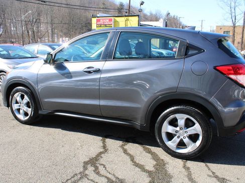 Used 2016 Honda HR-V LX image 11