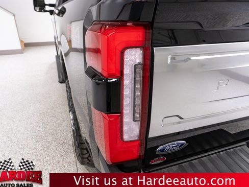 Used 2026 Ford F250 Platinum w/ Platinum Plus Package AWD/4WD image 9