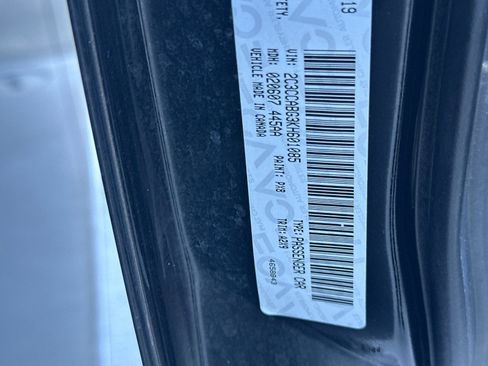 Used 2019 Chrysler 300 S RWD image 25