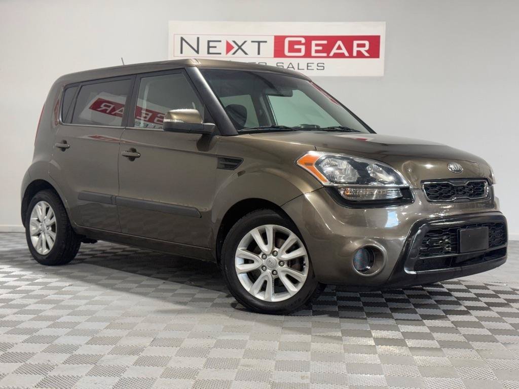 Used 2013 Kia Soul + FWD image 1