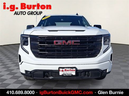 Used 2025 GMC Sierra 1500 Elevation image 2