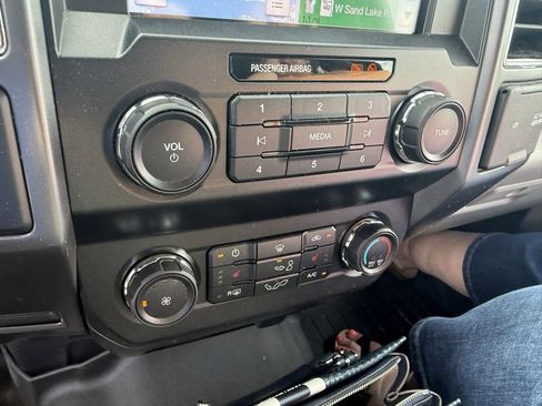 Used 2019 Ford F150 XLT w/ Equipment Group 302A Luxury image 11