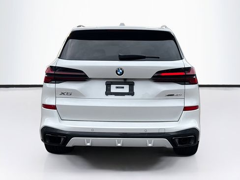 Used 2025 BMW X5 xDrive40i w/ M Sport Package image 4