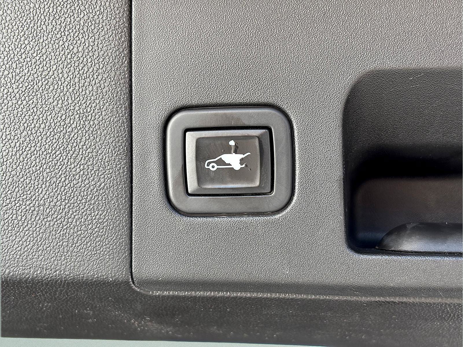 Used 2020 Cadillac XT5 Luxury FWD image 6