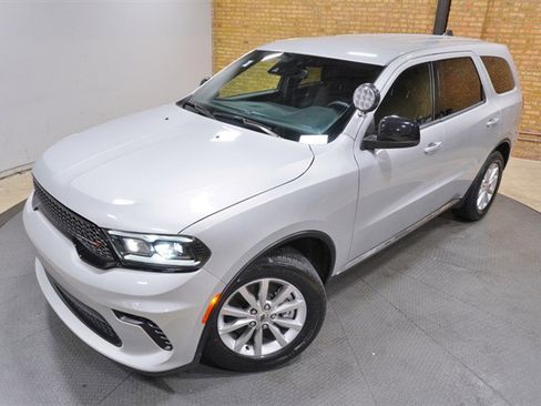 Used 2023 Dodge Durango AWD w/ Technology Group image 2