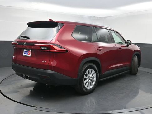 Used 2024 Toyota Grand Highlander XLE image 23