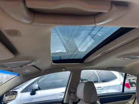 Used 2010 Hyundai Genesis 4.6 image 11