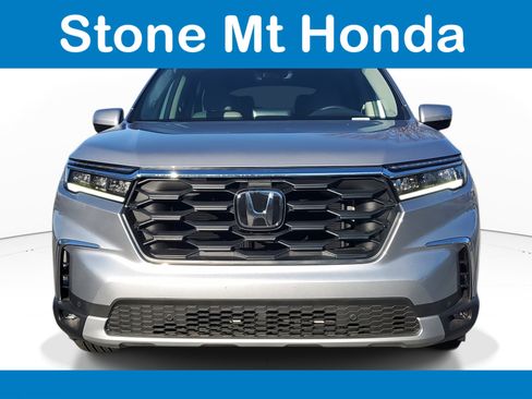 New 2025 Honda Pilot EX-L image 2