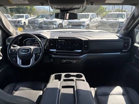 Used 2025 GMC Sierra 1500 SLT AWD/4WD image 14