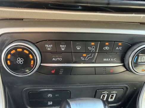 Used 2018 Ford EcoSport Titanium AWD/4WD image 17