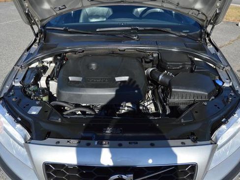 Used 2016 Volvo XC70 T5 Premier w/ Proximity Package FWD image 34