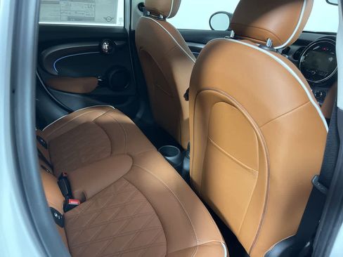 Certified 2024 MINI Cooper 4-Door Hardtop image 14