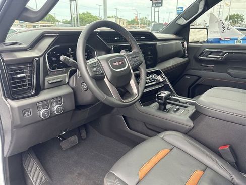 Used 2026 GMC Sierra 1500 AT4 w/ AT4 Premium Package AWD/4WD image 10