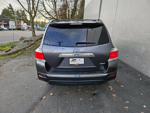 Used 2011 Toyota Highlander Limited image 5